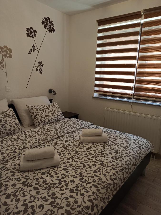 Studio Apartments Una Korenica Dış mekan fotoğraf