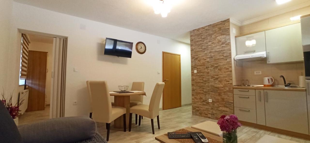 Studio Apartments Una Korenica Dış mekan fotoğraf