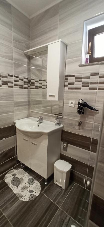 Studio Apartments Una Korenica Dış mekan fotoğraf