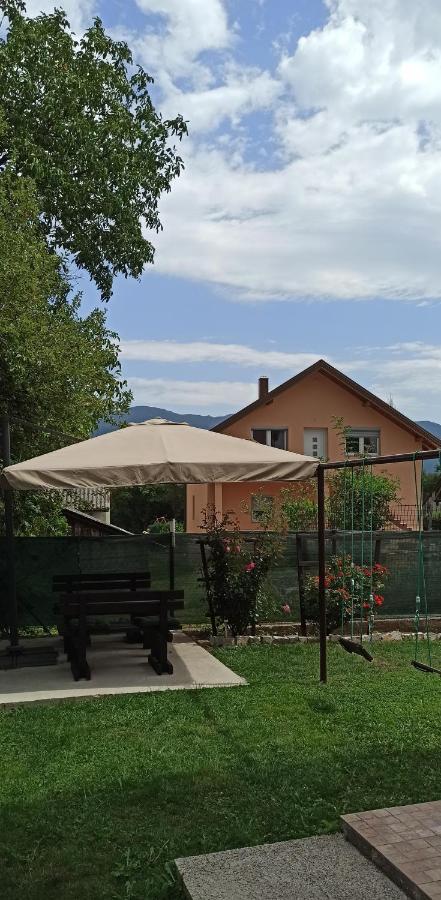 Studio Apartments Una Korenica Dış mekan fotoğraf